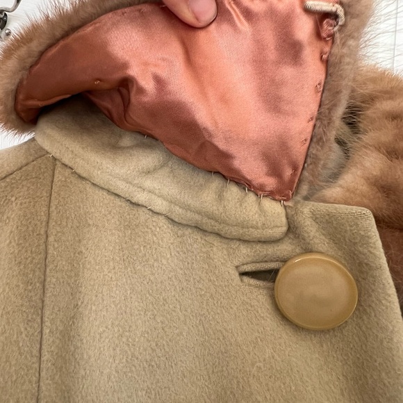 Vintage Cashmere fur collar coat - Picture 7 of 11